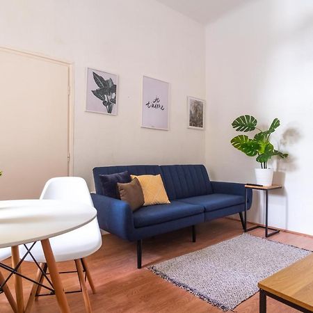 شقة Very Central 1-Br Apt With Patio بودابست المظهر الخارجي الصورة