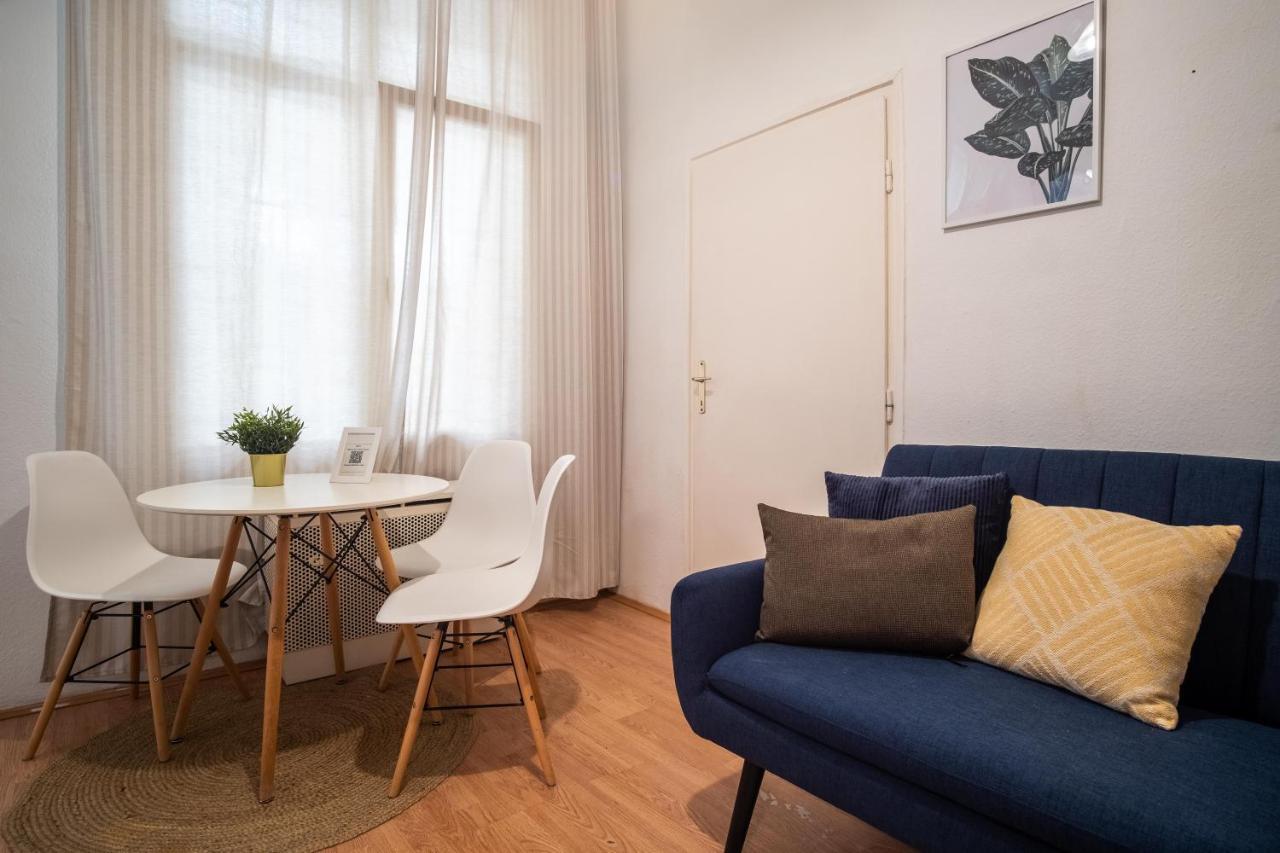 شقة Very Central 1-Br Apt With Patio بودابست المظهر الخارجي الصورة