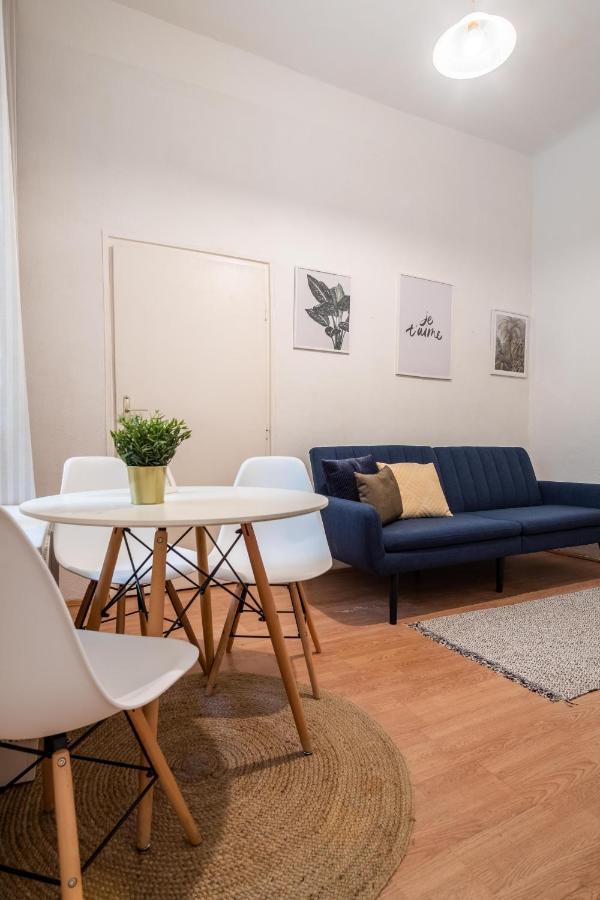 شقة Very Central 1-Br Apt With Patio بودابست المظهر الخارجي الصورة